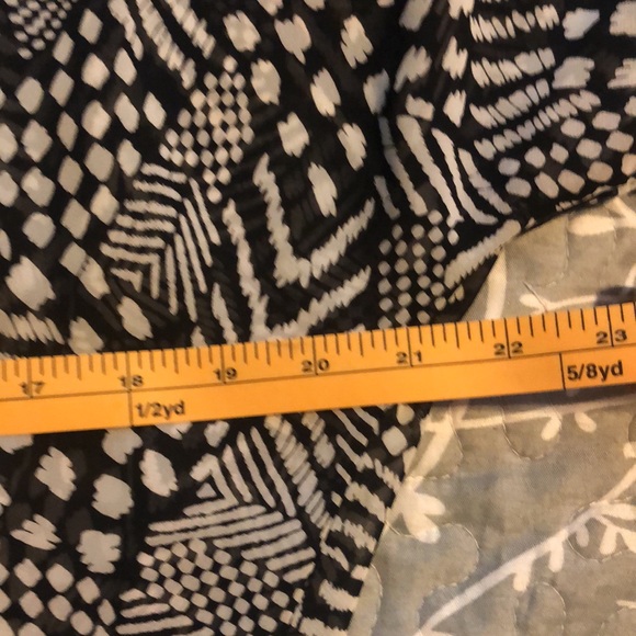 Blouse - Picture 3 of 4